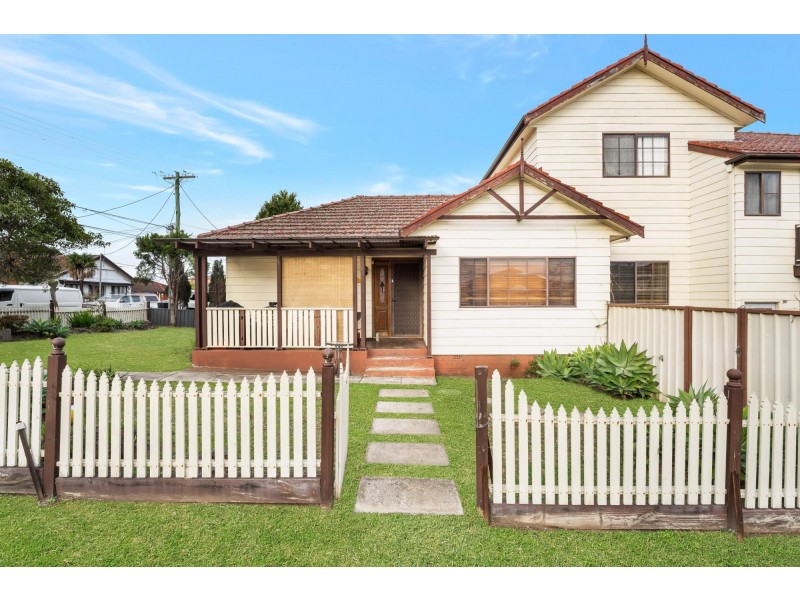 20 Evans Street, Fairfield Heights NSW 2165