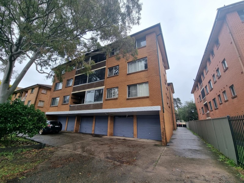 1/7 Hart Street, Warwick Farm NSW 2170