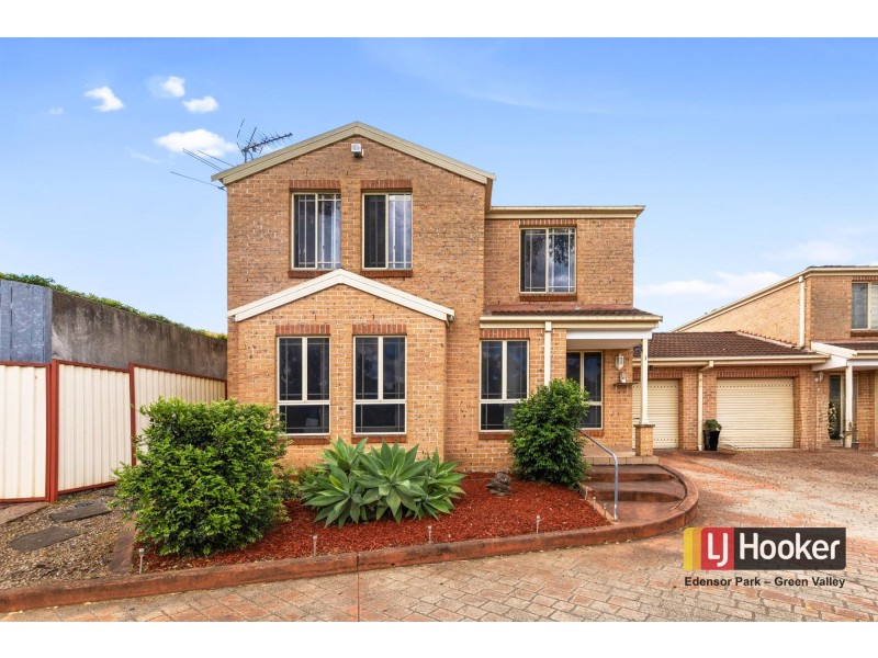 1/27 Rogan Crescent, Prairiewood NSW 2176