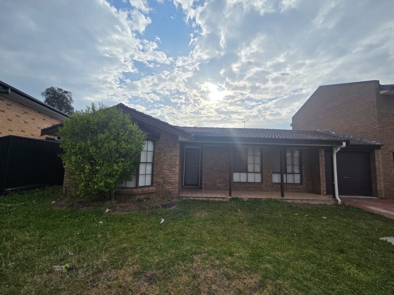 5B Flinders Crescent, Hinchinbrook NSW 2168