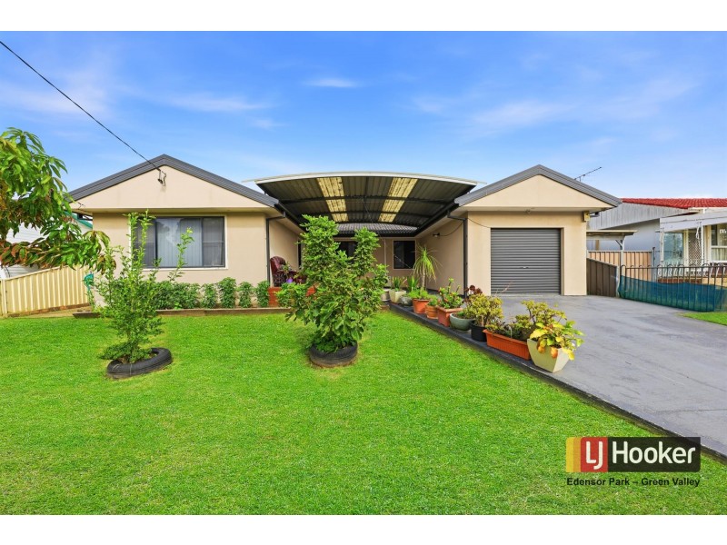 32 Hemingway Crescent, Fairfield NSW 2165