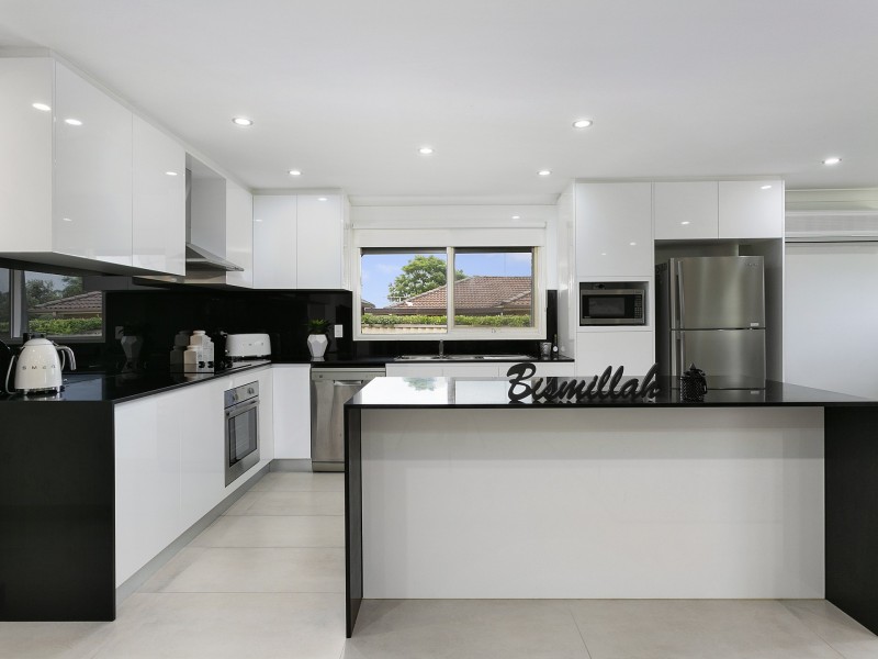 23 Brisbane Avenue, Lurnea NSW 2170