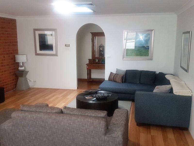 4 Borneo Court, Bossley Park NSW 2176