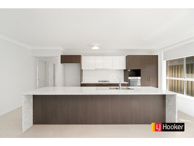 15 Fleming Street, Spring Farm NSW 2570