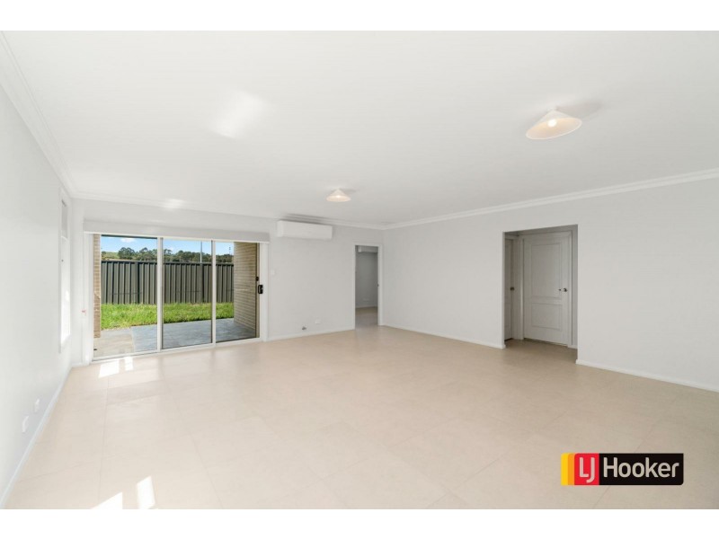 15 Fleming Street, Spring Farm NSW 2570