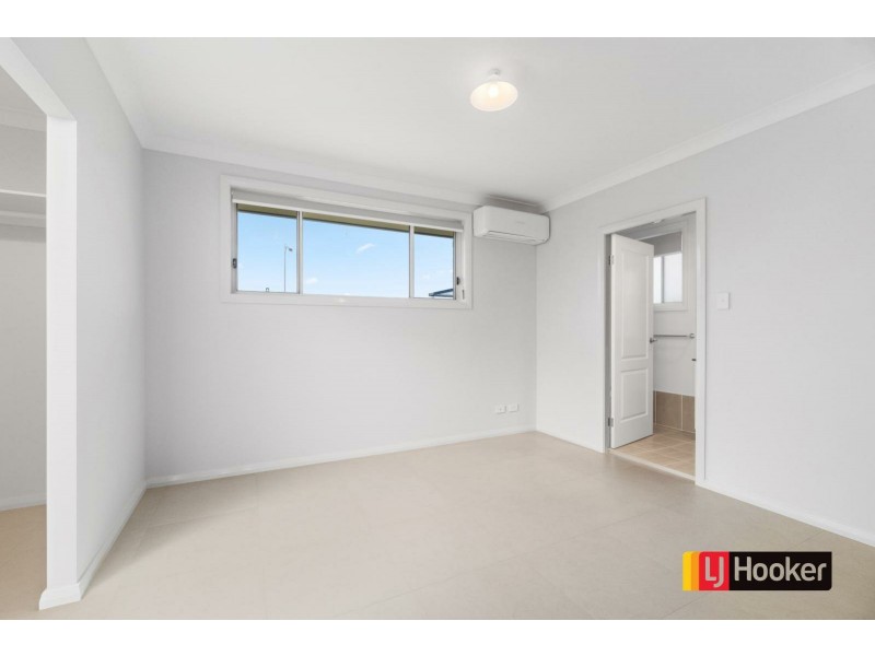 15 Fleming Street, Spring Farm NSW 2570