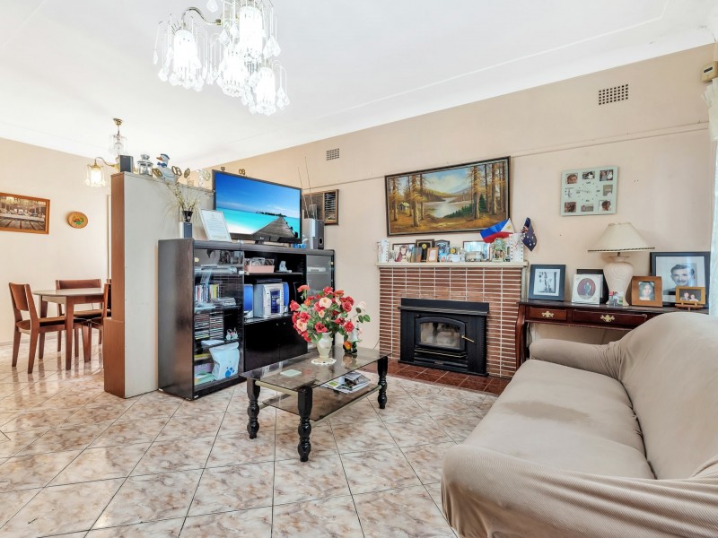 21 Carabeen Street, Cabramatta NSW 2166
