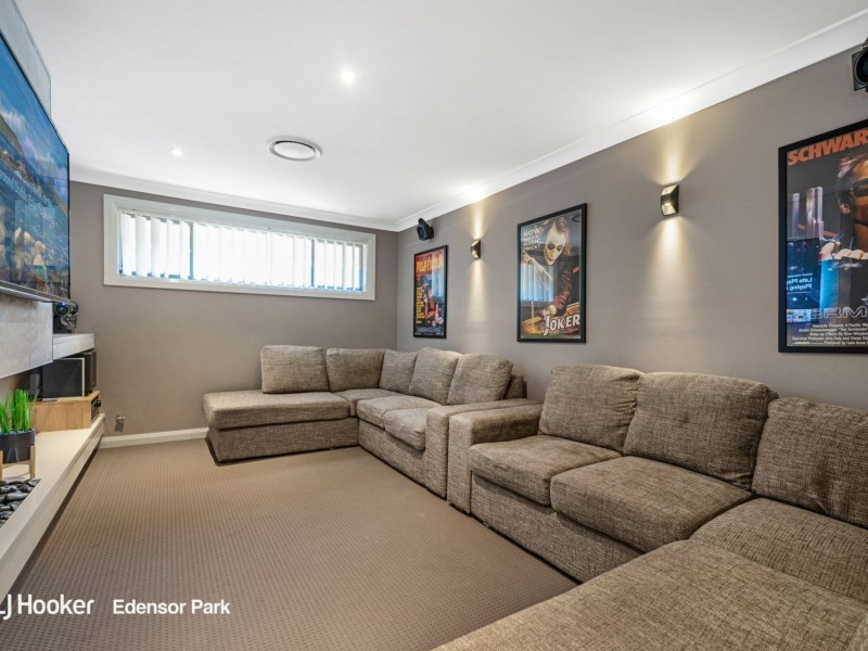 9 Bluey Street, Middleton Grange NSW 2171