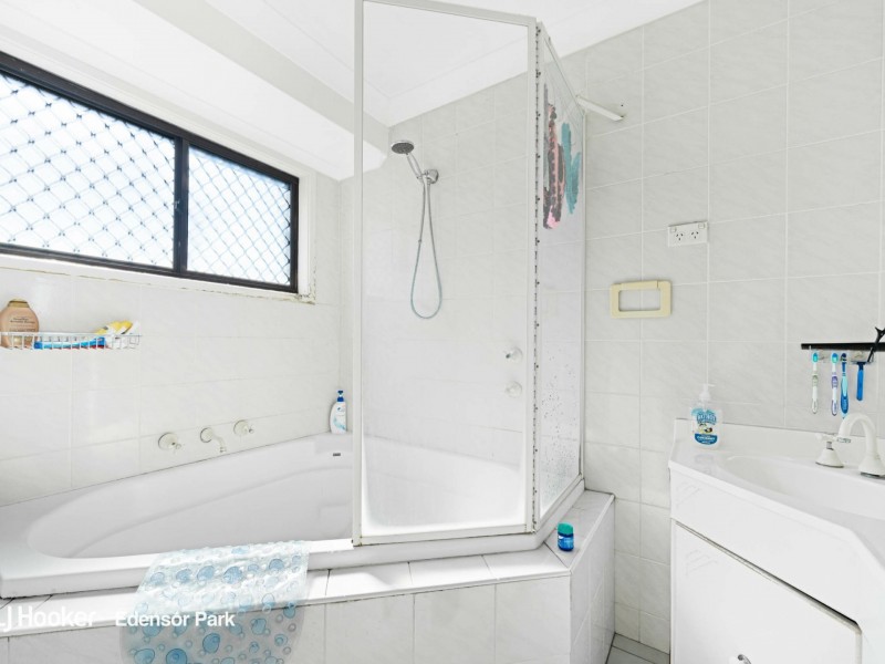 7 Bicane Close, Edensor Park NSW 2176