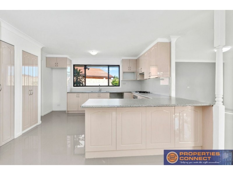 7 Glen Elgin Crescent, Edensor Park NSW 2176