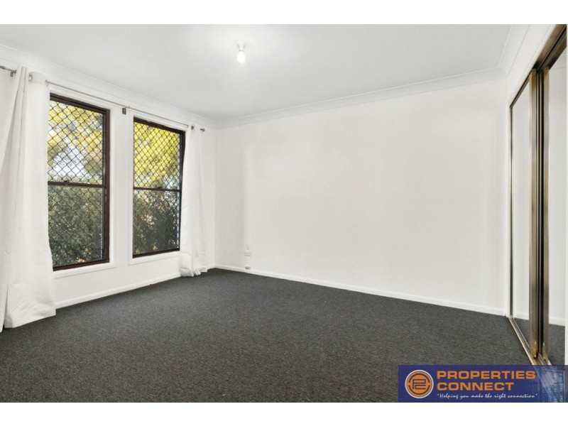 7 Glen Elgin Crescent, Edensor Park NSW 2176