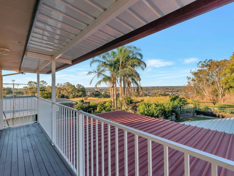 14 Twenty Second Ave, West Hoxton NSW 2171