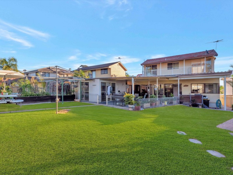 14 Twenty Second Ave, West Hoxton NSW 2171