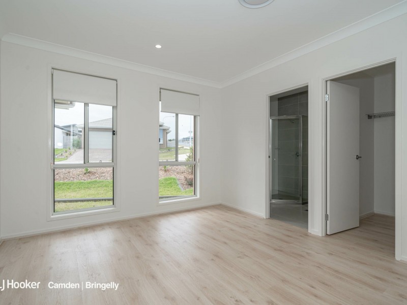 1 Percy Street, Gregory Hills NSW 2557