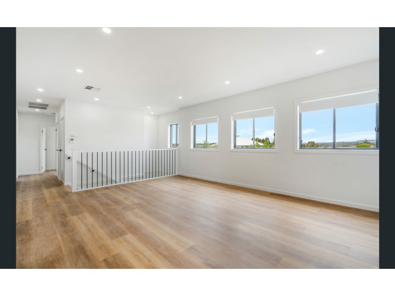 73 Bluebell Crescent, Spring Farm NSW 2570