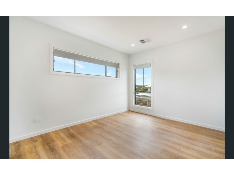 73 Bluebell Crescent, Spring Farm NSW 2570