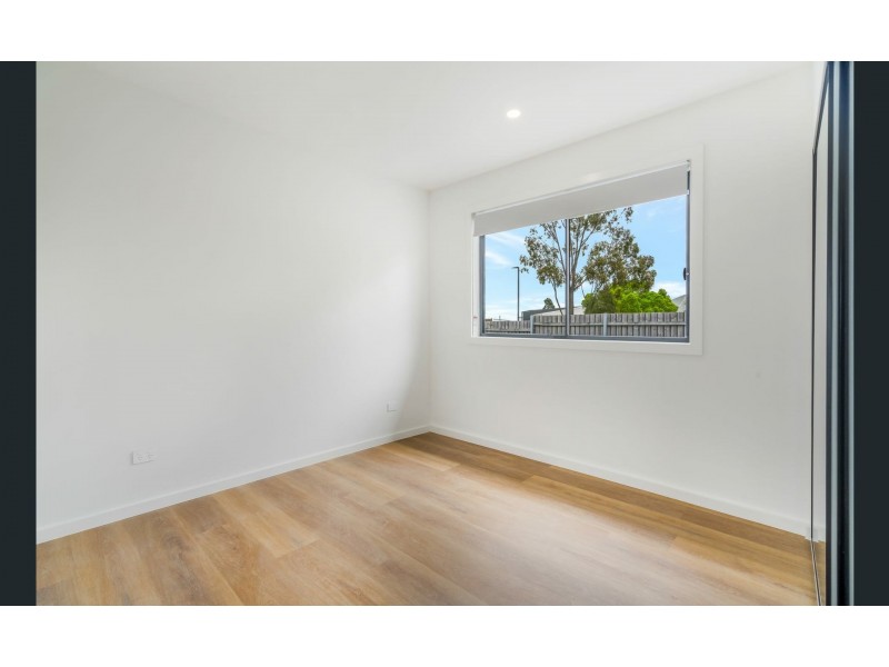 73 Bluebell Crescent, Spring Farm NSW 2570