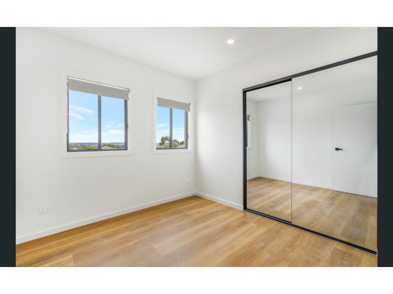 73 Bluebell Crescent, Spring Farm NSW 2570
