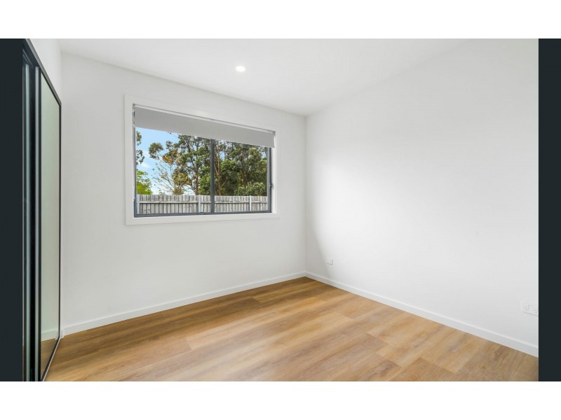 73 Bluebell Crescent, Spring Farm NSW 2570
