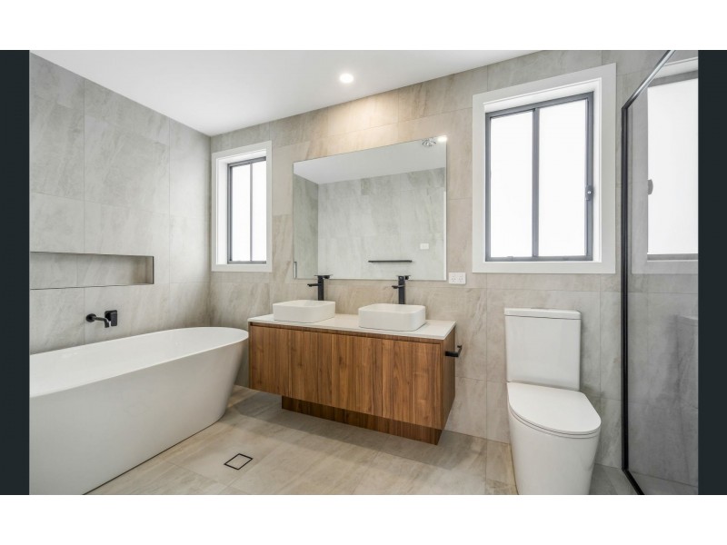 73 Bluebell Crescent, Spring Farm NSW 2570