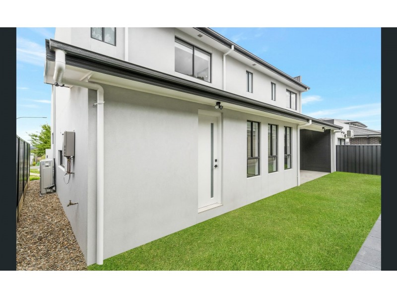 73 Bluebell Crescent, Spring Farm NSW 2570