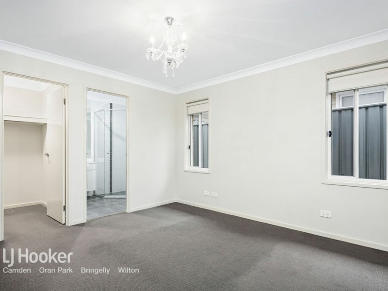 16 Thoroughbred Drive, Cobbitty NSW 2570