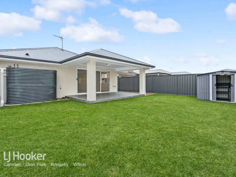 16 Thoroughbred Drive, Cobbitty NSW 2570