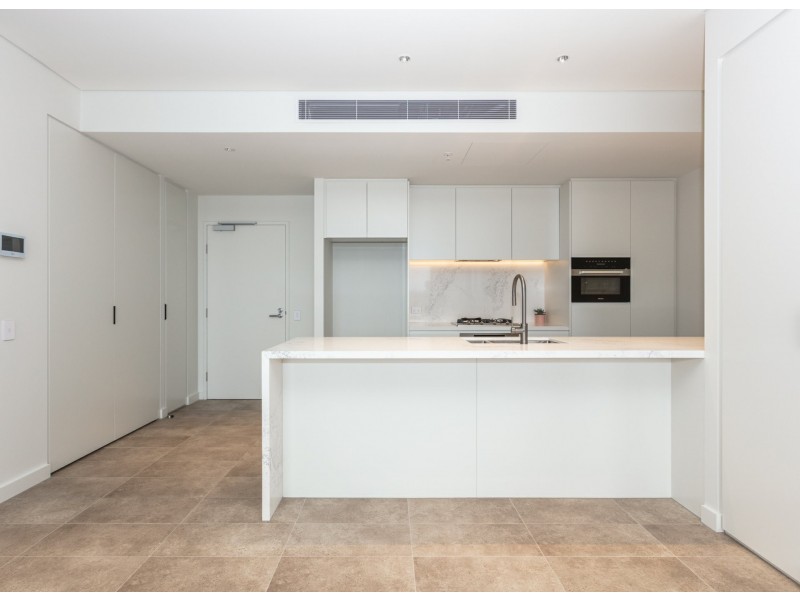 Apartment 3.01/4 Fordham Way, Oran Park NSW 2570