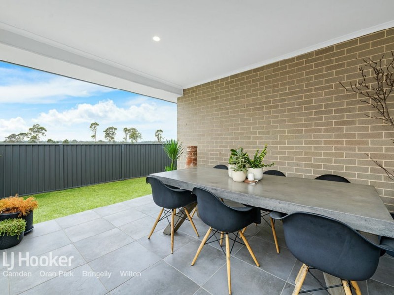 44 Drover Street, Oran Park NSW 2570