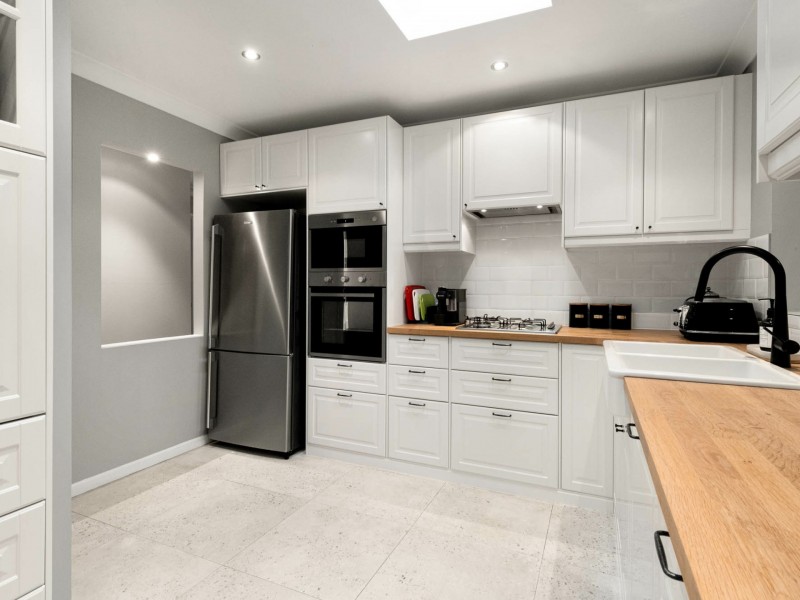 24 Rawson Road, Fairfield West NSW 2165