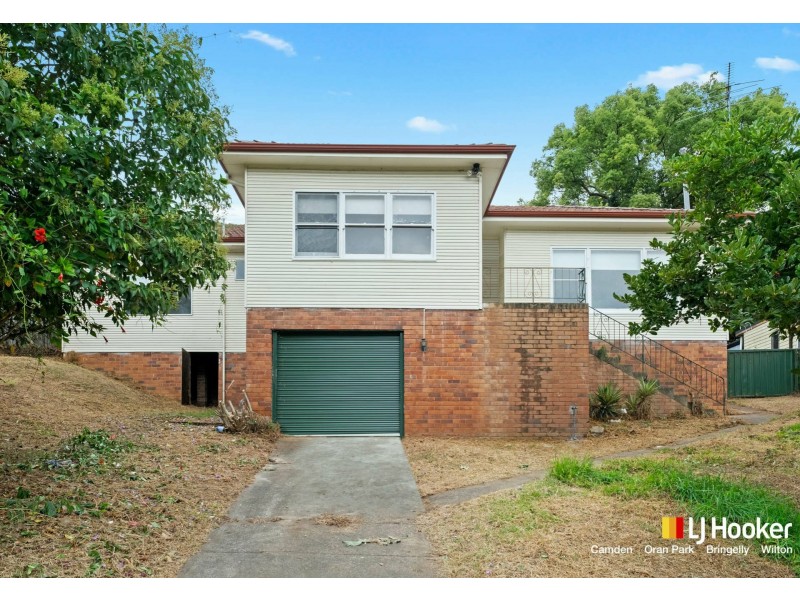 3 Sheather Place, Campbelltown NSW 2560