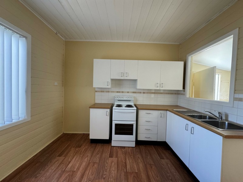 1 Wilkinson Street, Elderslie NSW 2570