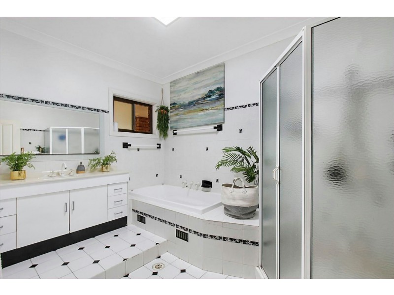 23 Tenth Avenue, Austral NSW 2179