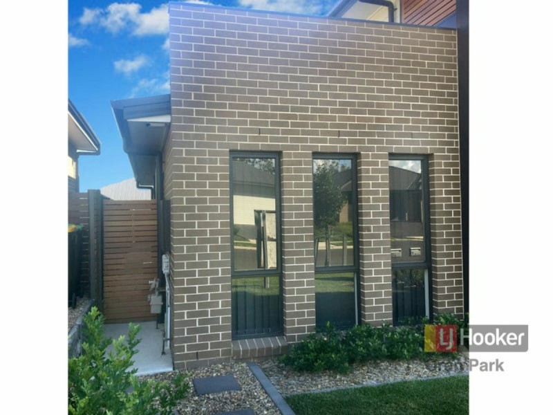 14B Weldon Street, Oran Park NSW 2570
