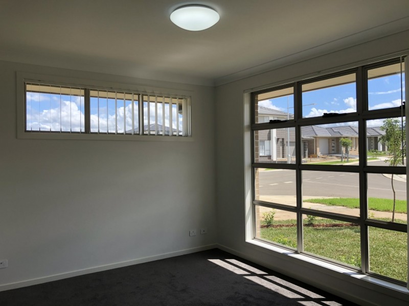 48 Drover Street, Oran Park NSW 2570