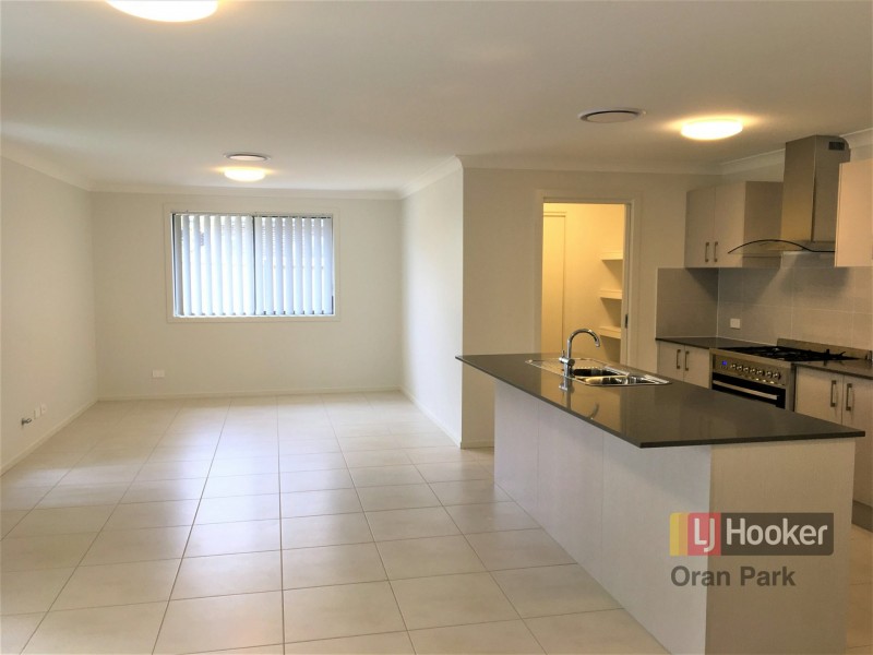 14 Hinton Loop, Oran Park NSW 2570