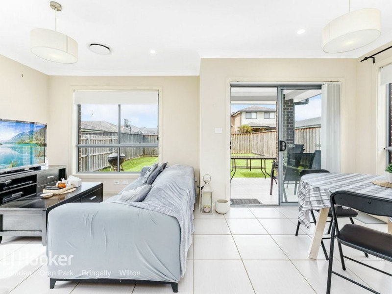 59 Kingsman Avenue, Elderslie NSW 2570