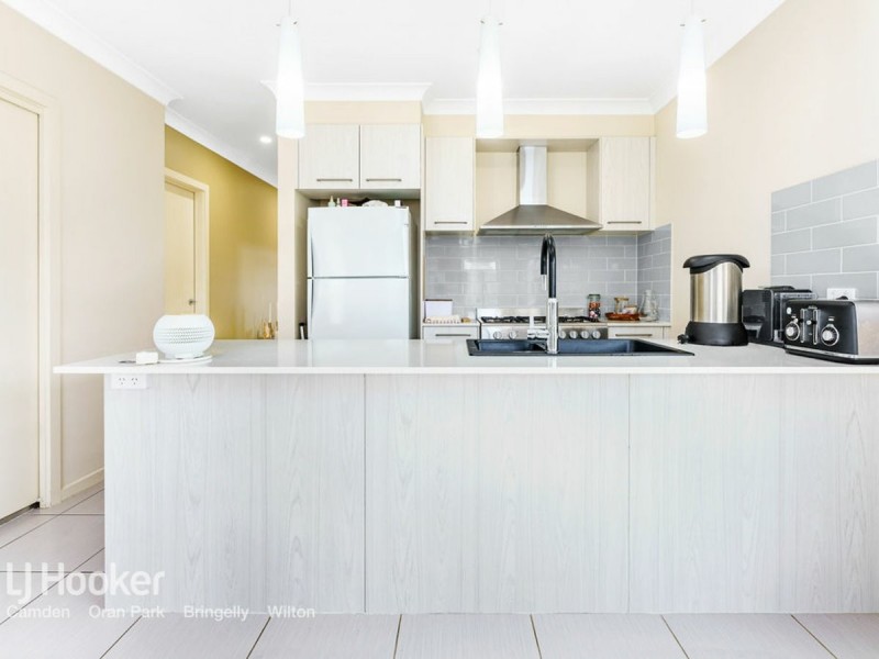 59 Kingsman Avenue, Elderslie NSW 2570