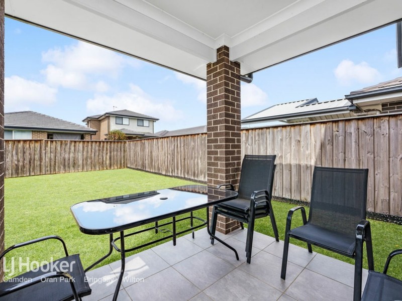 59 Kingsman Avenue, Elderslie NSW 2570