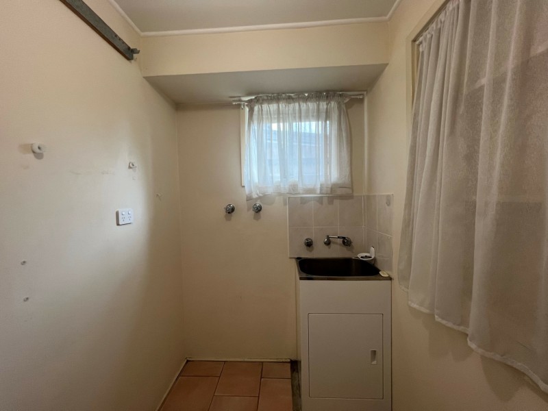 17 Lowe Crescent, Elderslie NSW 2570