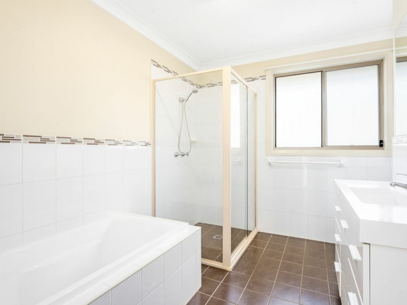 6 Folkes Street, Elderslie NSW 2570
