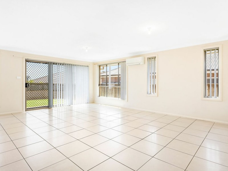 6 Folkes Street, Elderslie NSW 2570
