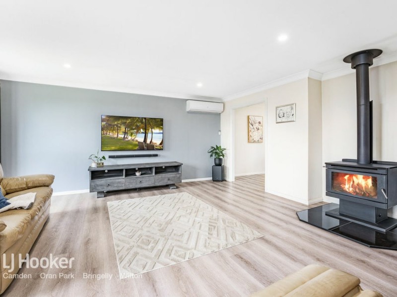 5 Vanderville Street, The Oaks NSW 2570