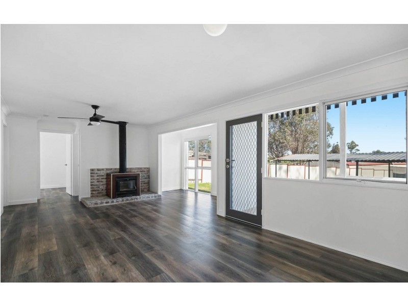 43 Dwyer Road, Bringelly NSW 2556