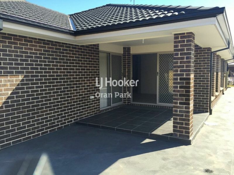 8 Loudon Crescent, Cobbitty NSW 2570