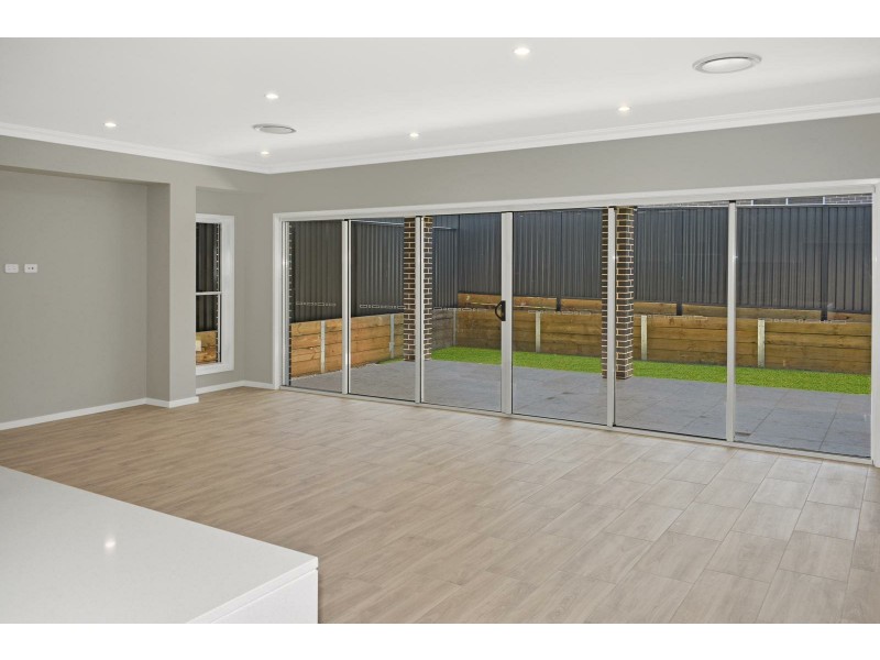 38 Progress Street, Tahmoor NSW 2573