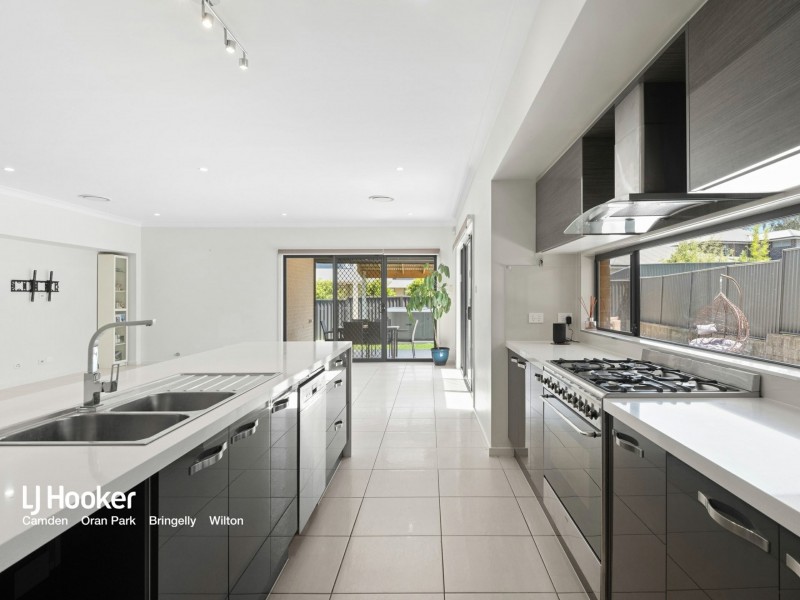 5 Redford Place, Harrington Park NSW 2567