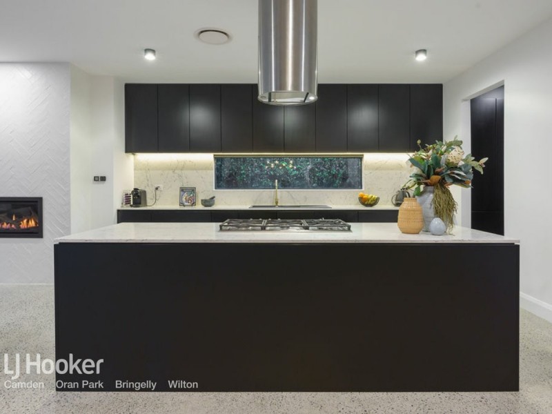 15 Coventry Crescent, Denham Court NSW 2565