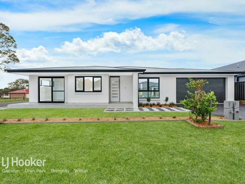 1 Cabrera Street, Thirlmere NSW 2572