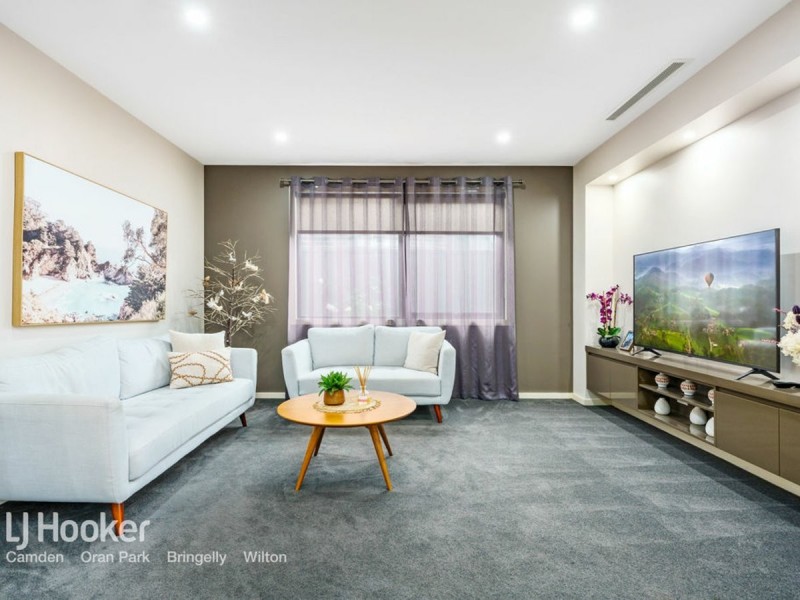4 Cryptandra Street, Denham Court NSW 2565
